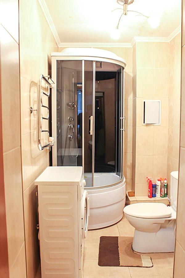 Appartement Tolebaeva 65 à Almaty Extérieur photo
