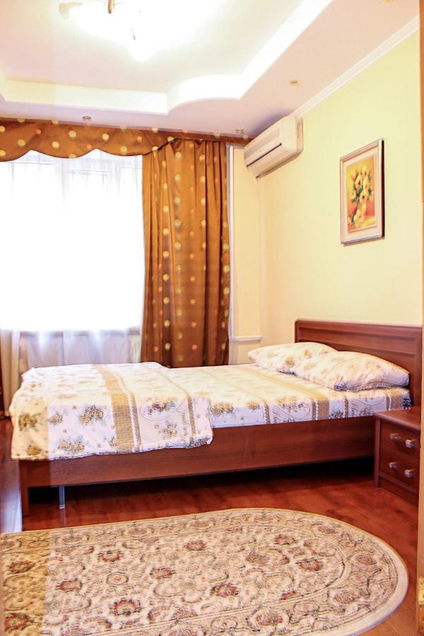 Appartement Tolebaeva 65 à Almaty Extérieur photo